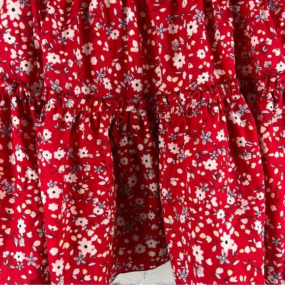 Shein Womens size medium Mini Skirt Ditsy Floral Ruffled Tiered Red White Black - Picture 2 of 6